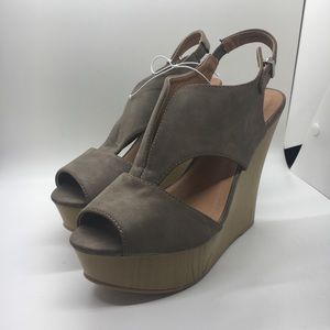 Charlotte Russe Tan Platform Wedges